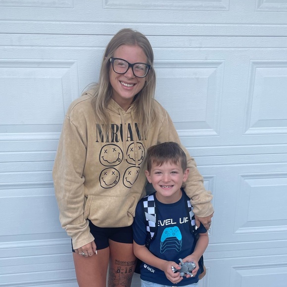 Meet your Posher, Crystal - Picture 1 of 1